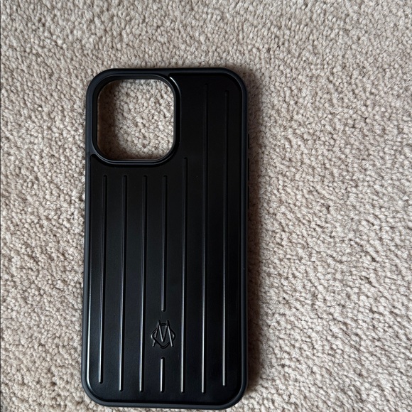 RIMOWA Black Phone Case iphone 16 pro max